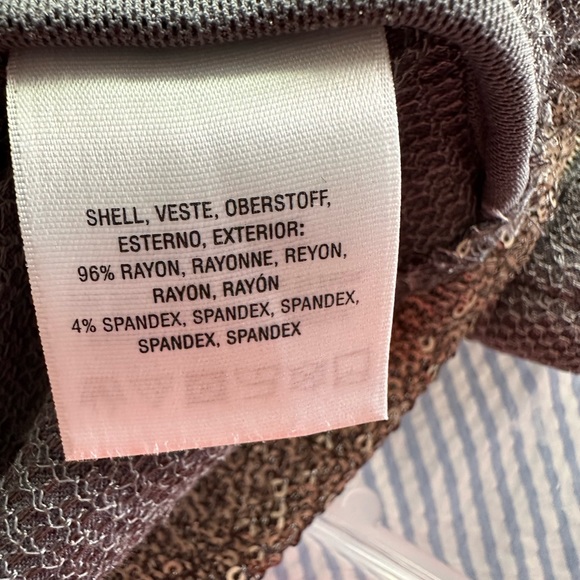 Anthropologie NWT Deletta Sequin Cropped Boxy Oversized Holidays Top Small - Picture 15 of 16